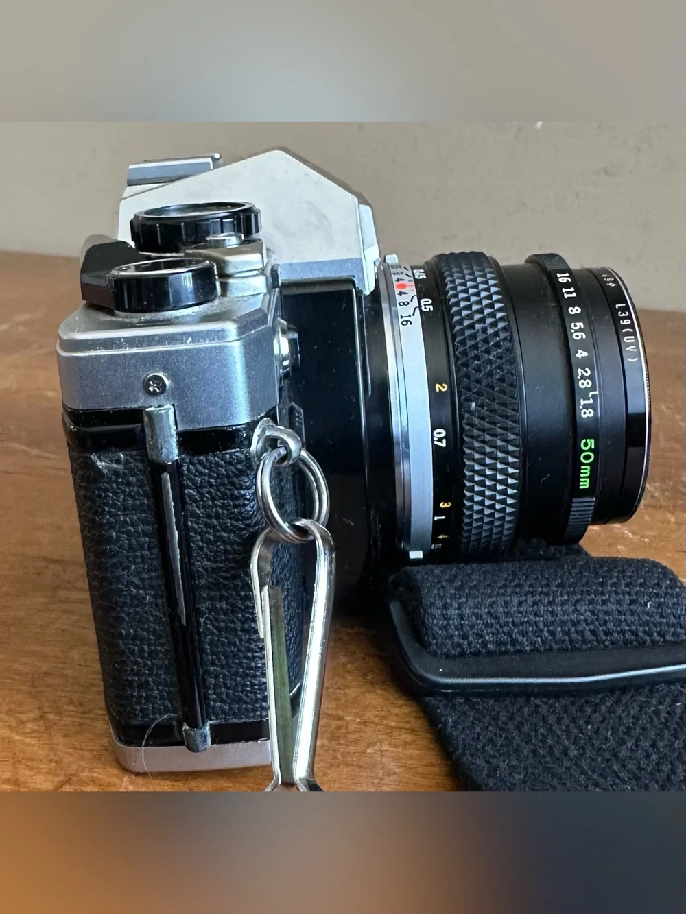 Olympus OM-10 35mm SLR Film Manual Focus Camera w/ 50mm Lens Filter Kit